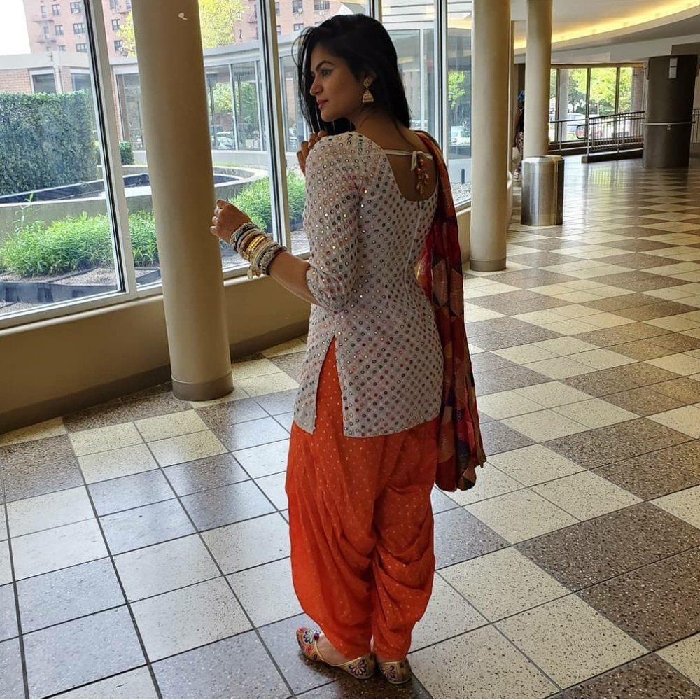 Custom-made Indian Punjabi Patiala Suit